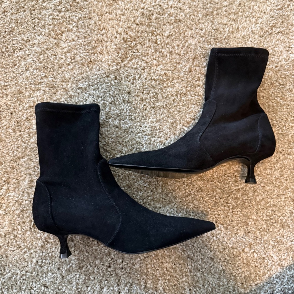 Stuart Weitzman Naomi 50 suede ankle booties pointed toe 7B classic witchy